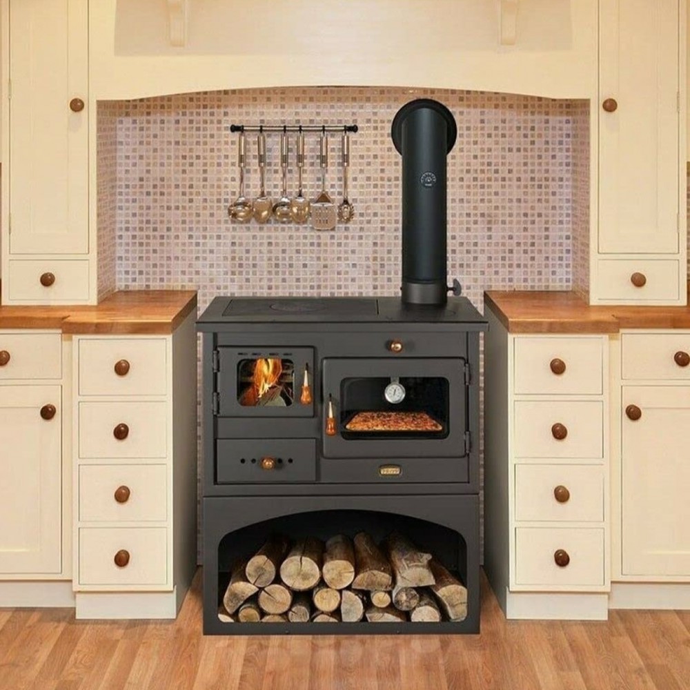 Küchenofen / Küchenhexe mit Backofen und Kochplatte Prity, Modell 1P34, Leistung 10.1kW | Küchenofen / Küchenhexe |  |