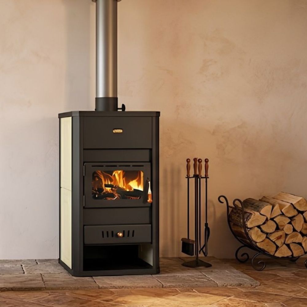 Kaminofen, Holzofen Wasserführend Prity, Modell S3 W13, Leistung 15kW | Wasserführender kaminofen | Kaminofen |