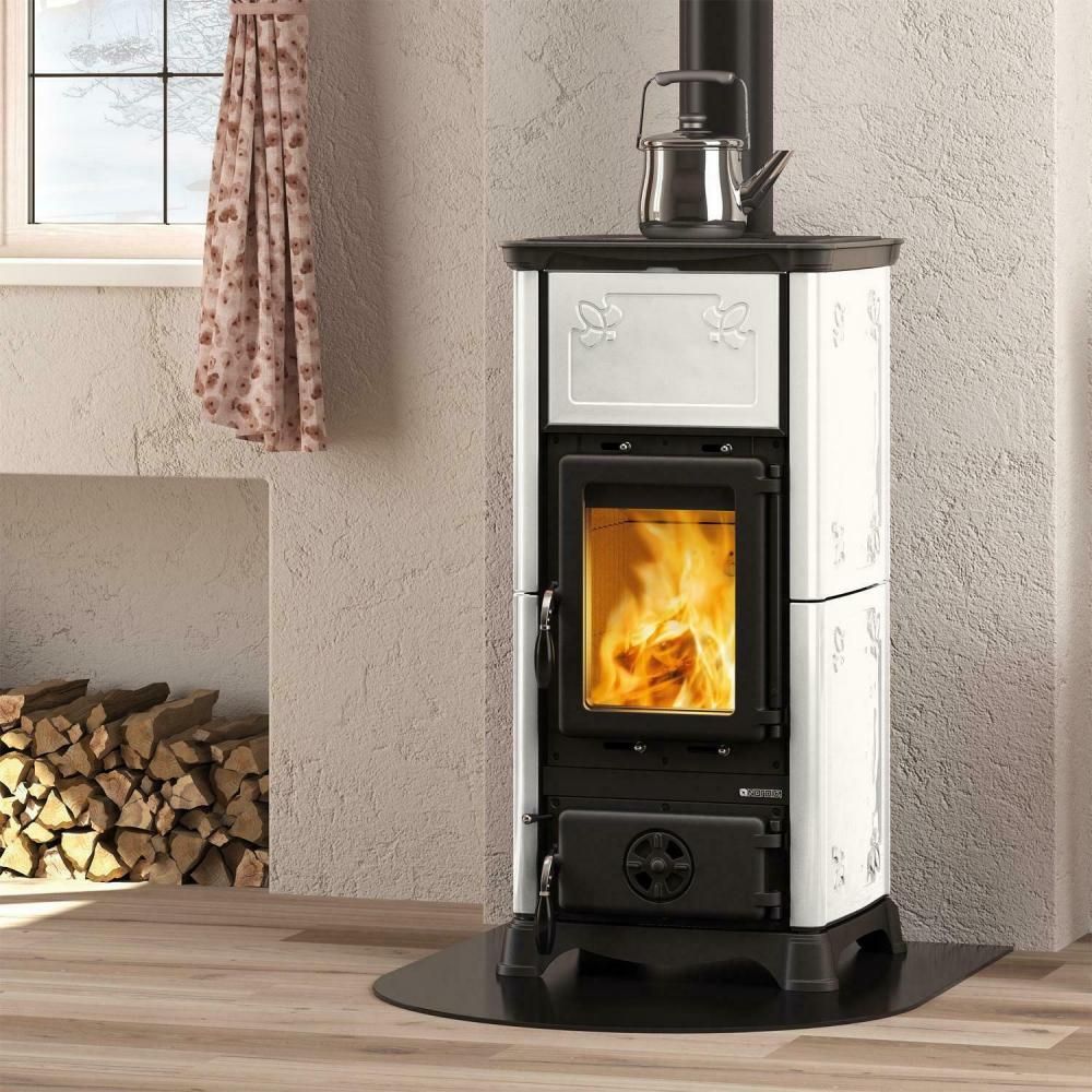 Italienischer Kaminofen, Holzofen mit Kochplatte La Nordica Emiliana, Weiß, 6.5kW | Holzofen | Kaminofen |