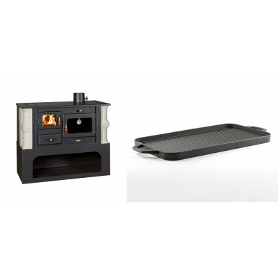 Set Küchenofen / Küchenhexe mit Backofen und Kochplatte Prity, Modell 1P34-K Alba Rechts, Keramikverkleidung, Leistung 10.1kW + Große Grillplatte aus Gusseisen Solagio, 25x44cm - Kaminofen - Holzofen mit Backfach