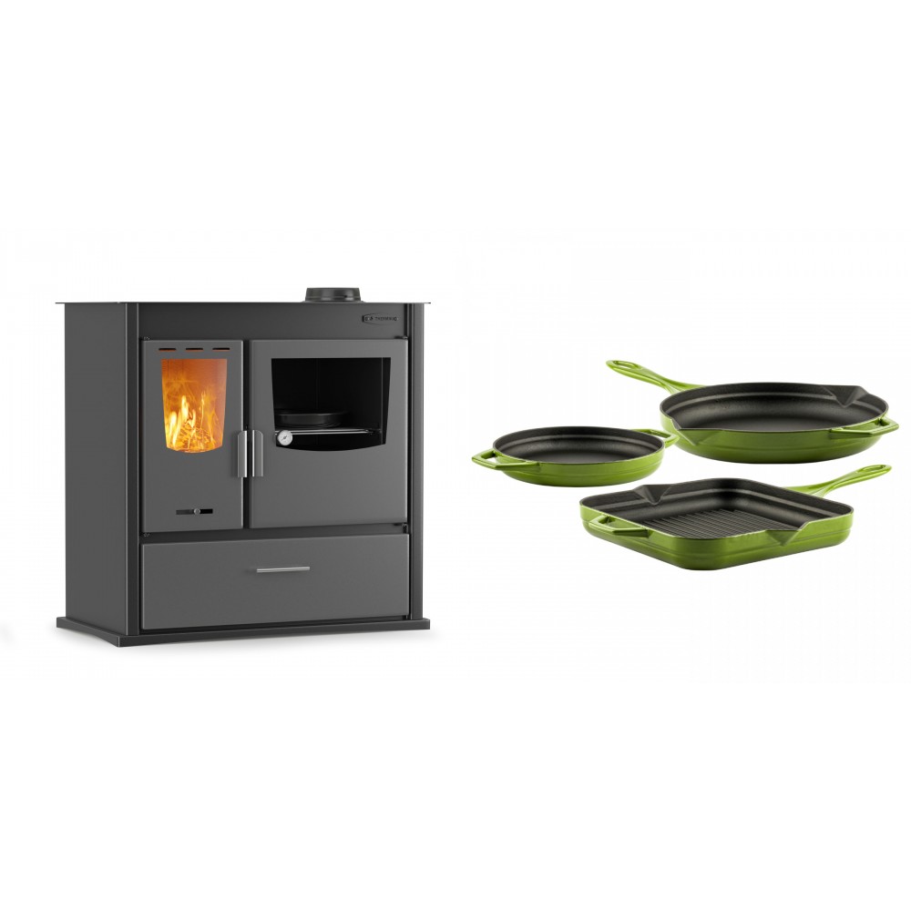 Set Küchenofen / Küchenhexe mit Backofen und Kochplatte Velmora Fire ATS ΜΑSΙΝΑ PLUS 900, 12.15kW + Gusseisen Topf Set aus 3 teilen Solagio, Bamboo | Holzofen | Kaminofen |